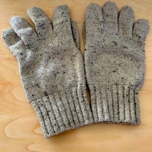 Abercrombie and Fitch Winter Gloves